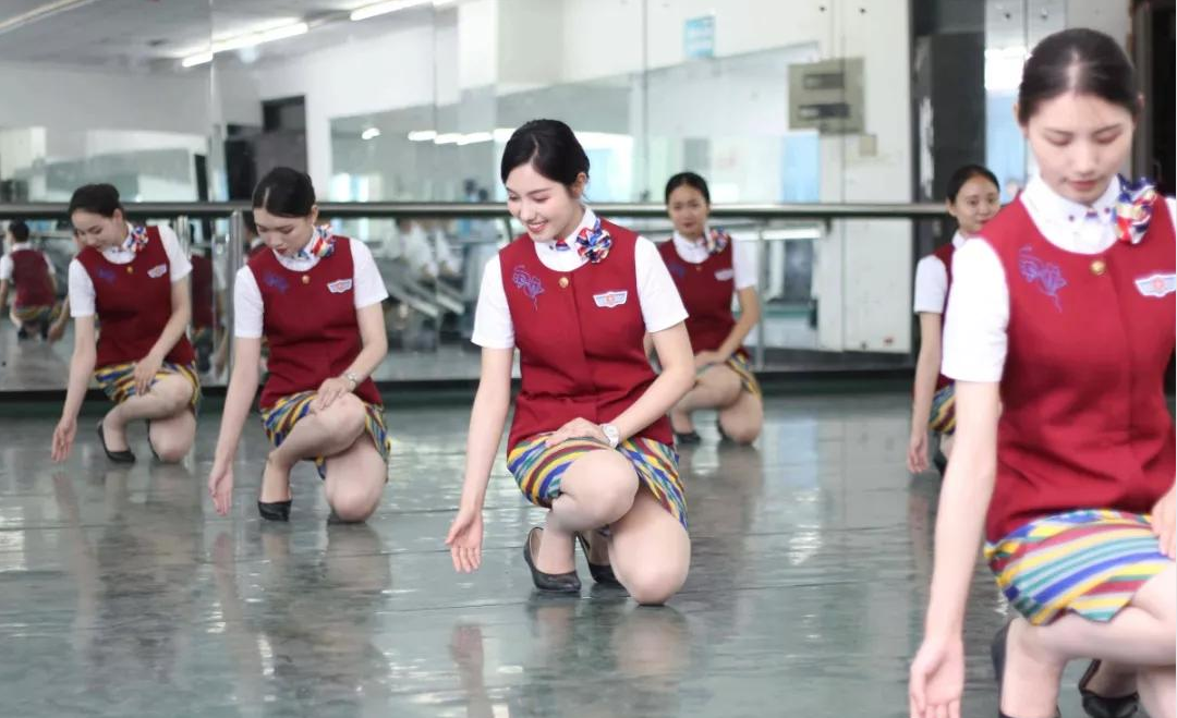礼仪训练集锦